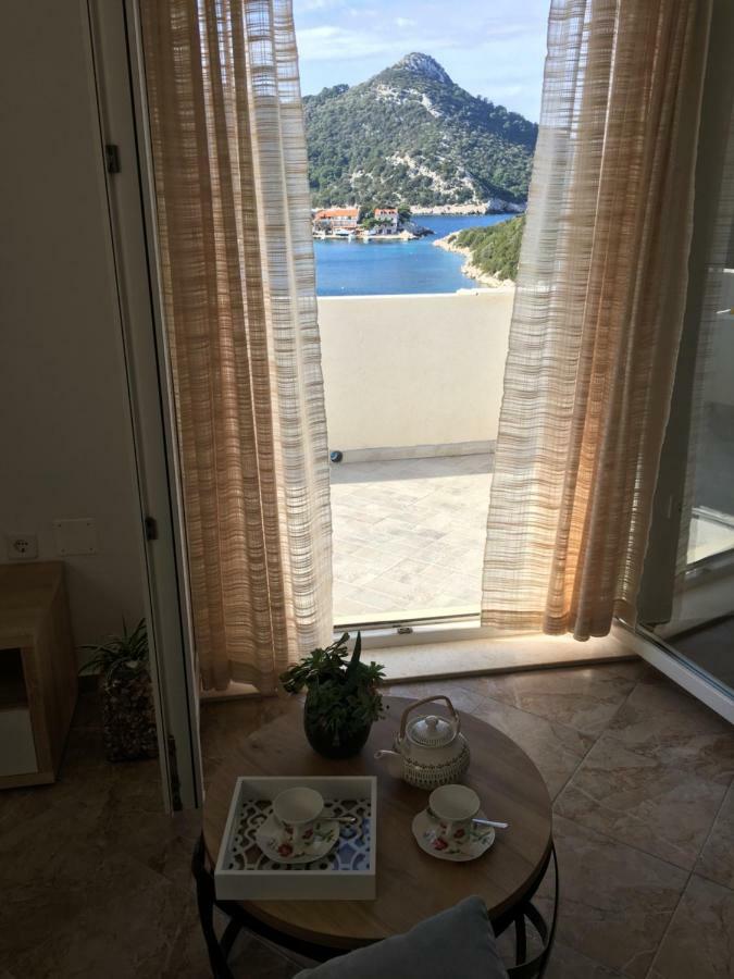Apartments Kurelja Lastovo Екстер'єр фото