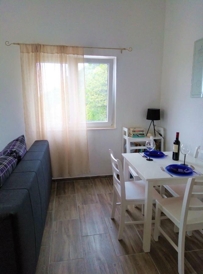 Apartments Kurelja Lastovo Екстер'єр фото