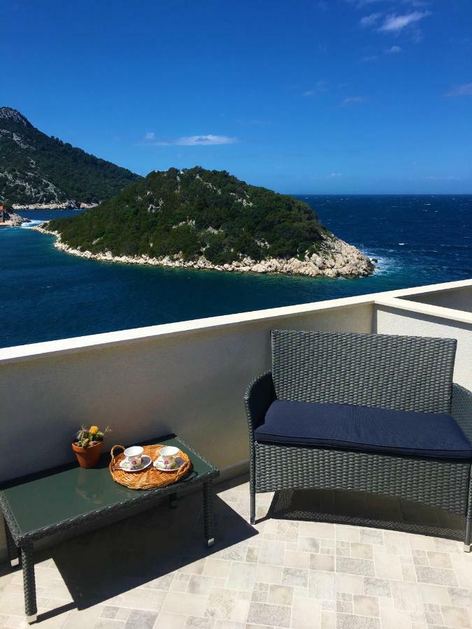 Apartments Kurelja Lastovo Екстер'єр фото
