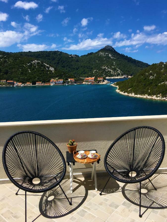 Apartments Kurelja Lastovo Екстер'єр фото
